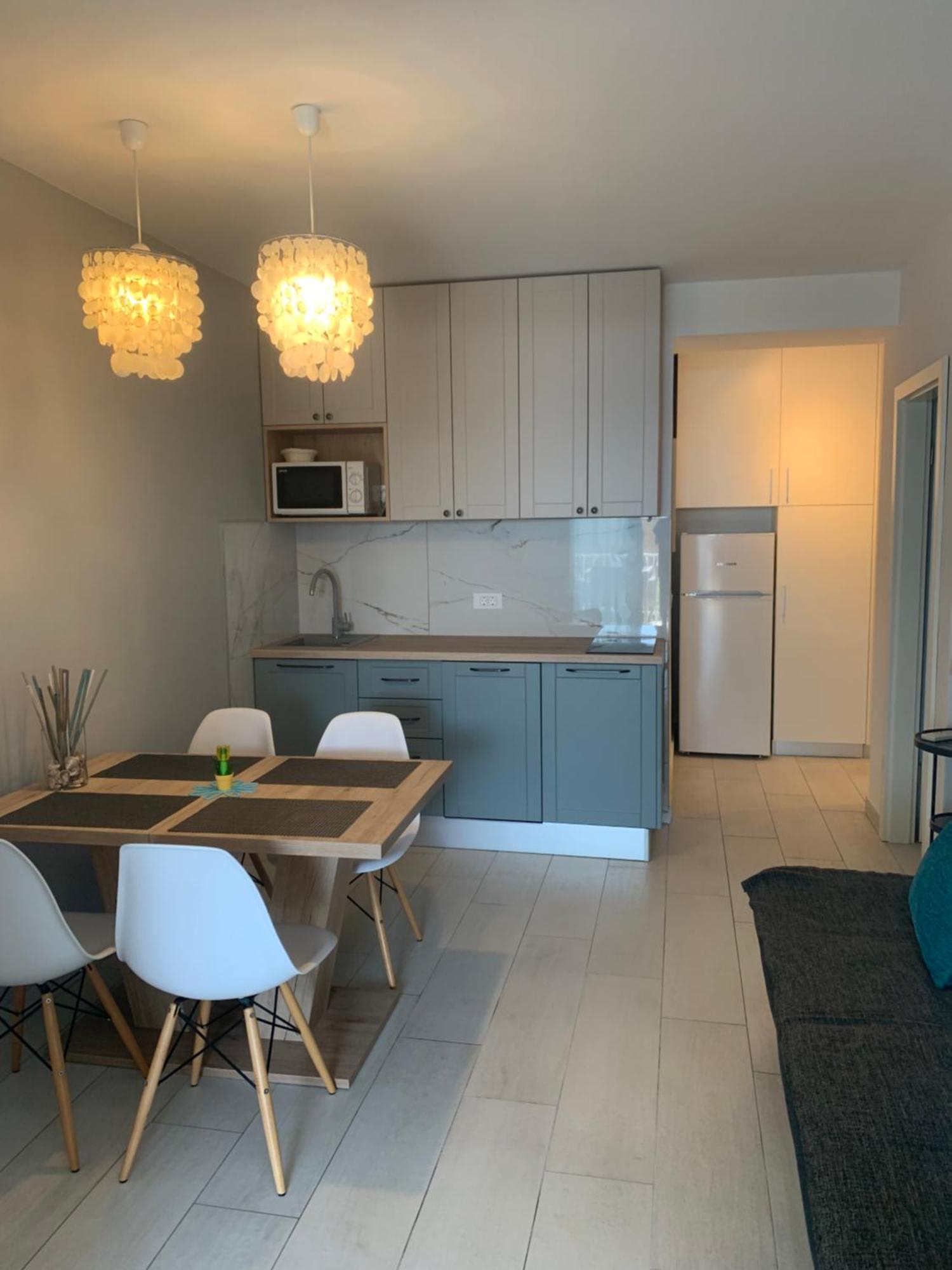 Apartments Villa Joy Подгора Екстериор снимка
