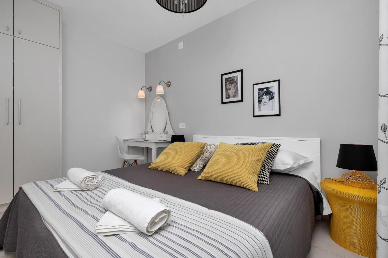 Apartments Villa Joy Подгора Екстериор снимка