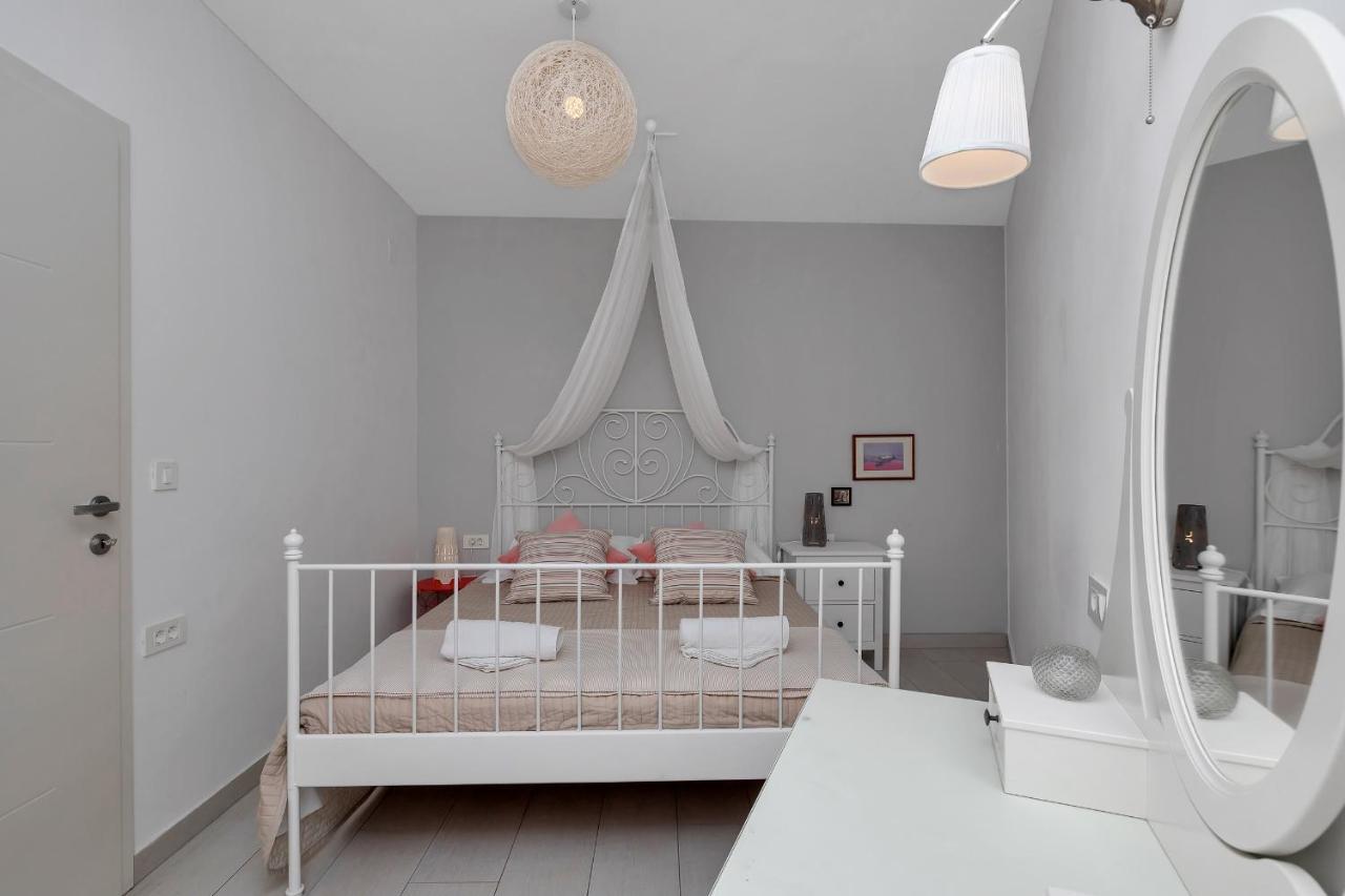 Apartments Villa Joy Подгора Екстериор снимка