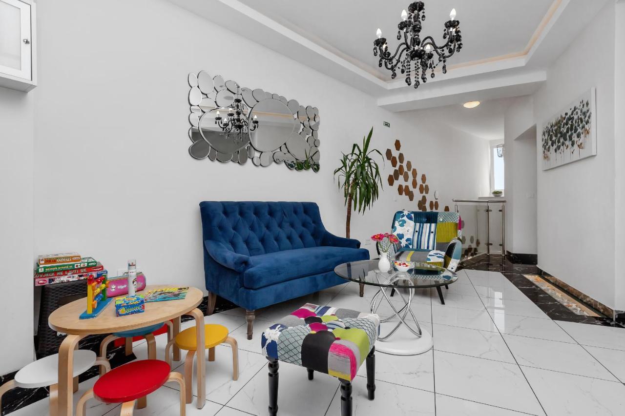 Apartments Villa Joy Подгора Екстериор снимка